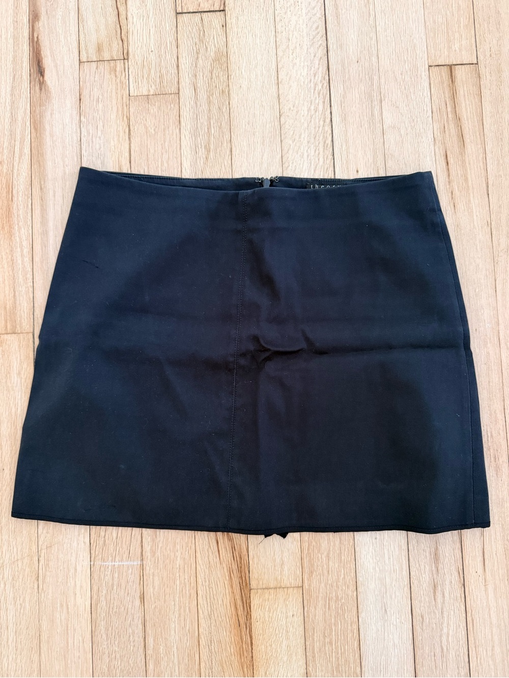 Theory Dark Blue Stretch Mini Skirt Size 6 Made in USA